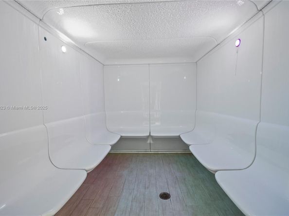 1800 N Bayshore Dr 2604, Miami FL 33132