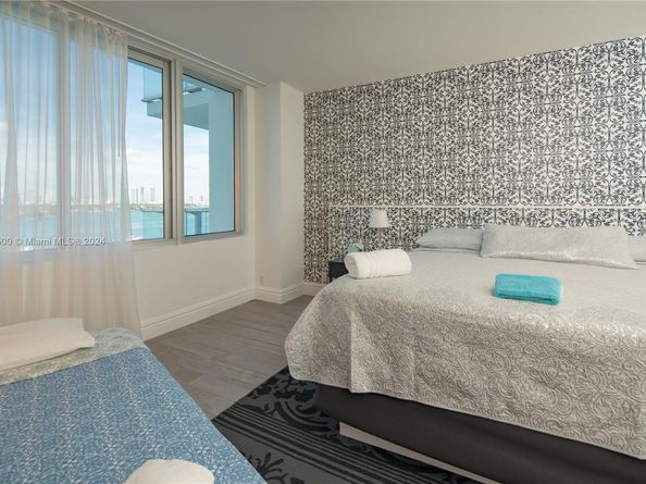 1100 West Ave 908, Miami Beach FL 33139