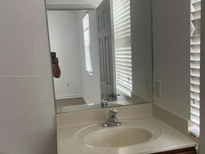 642 SE 32nd Ave, Homestead FL 33033