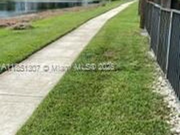 642 SE 32nd Ave, Homestead FL 33033