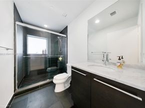 900 Biscayne Blvd 2602, Miami FL 33132