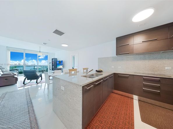 900 Biscayne Blvd 2602, Miami FL 33132