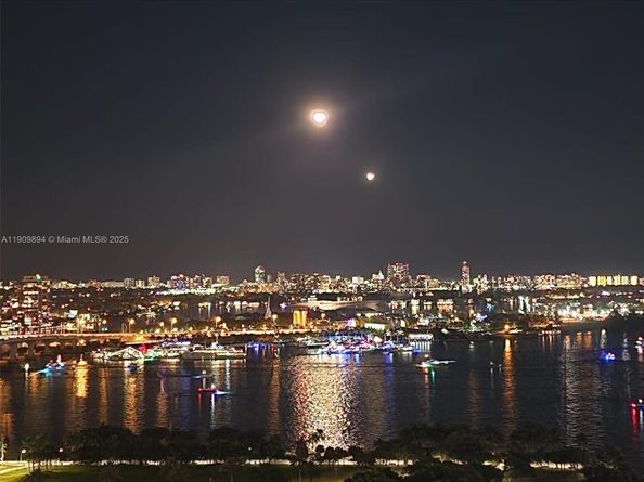 900 Biscayne Blvd 2602, Miami FL 33132