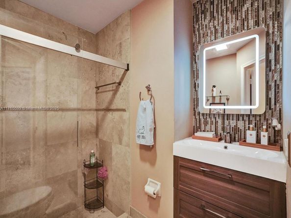 12736 NW 18th Pl, Coral Springs FL 33071