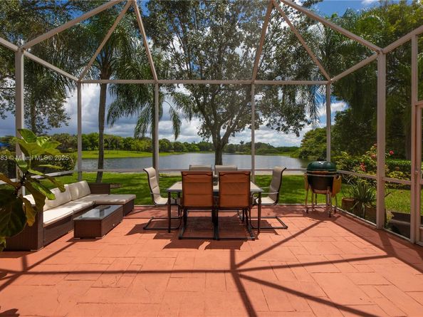 4310 Diamond Way, Weston FL 33331