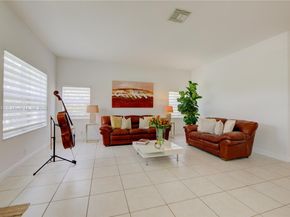 4310 Diamond Way, Weston FL 33331