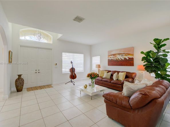 4310 Diamond Way, Weston FL 33331