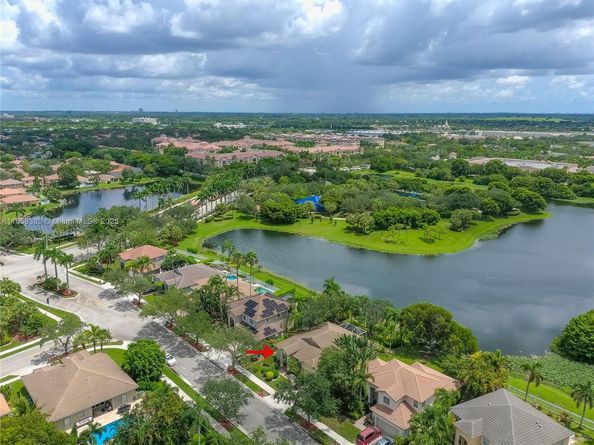4310 Diamond Way, Weston FL 33331