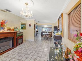 618 W 32nd St, Hialeah FL 33012