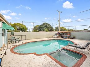 618 W 32nd St, Hialeah FL 33012