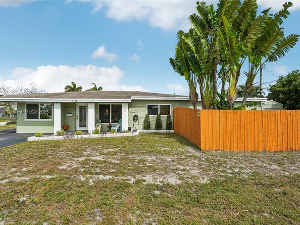 4580 NW 3rd Ave, Oakland Park FL 33309