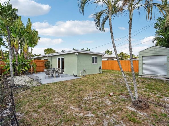 4580 NW 3rd Ave, Oakland Park FL 33309