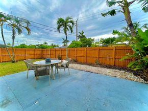 4580 NW 3rd Ave, Oakland Park FL 33309