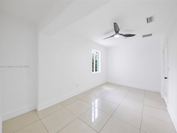 5291 SW 5th St, Miami FL 33134