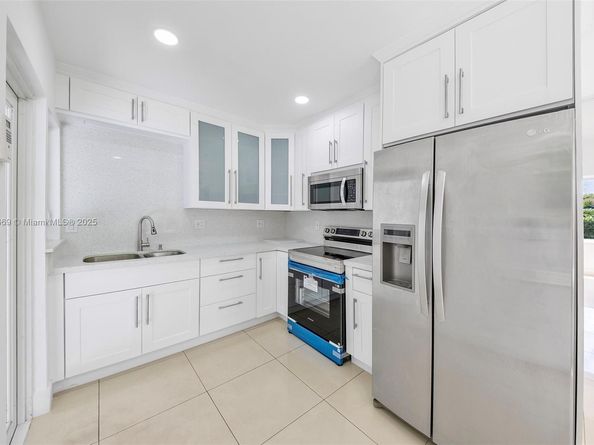 5291 SW 5th St, Miami FL 33134