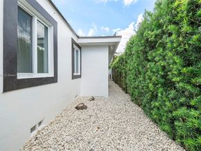5291 SW 5th St, Miami FL 33134