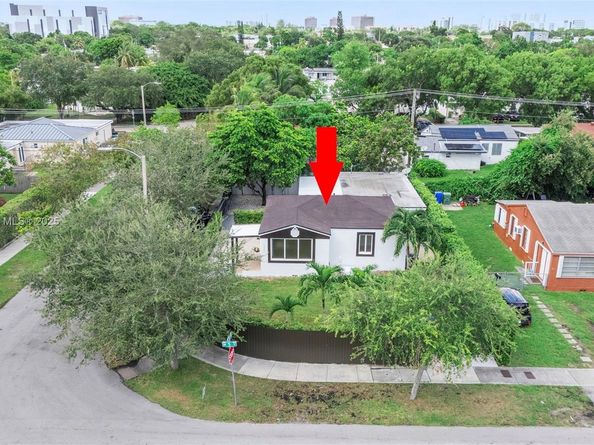 5291 SW 5th St, Miami FL 33134