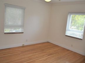 7620 SW 56th Ave 4, Miami FL 33143