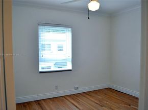7620 SW 56th Ave 4, Miami FL 33143