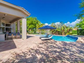 15127 SW 40th St, Davie FL 33331