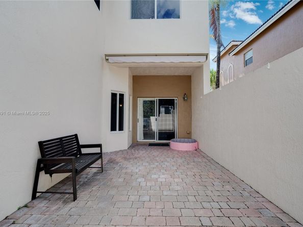 2376 SE 17th Ter, Homestead FL 33035