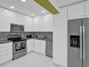 1605 NW 7th Ter, Fort Lauderdale FL 33311