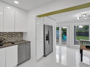 1605 NW 7th Ter, Fort Lauderdale FL 33311