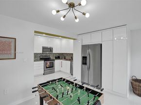 1605 NW 7th Ter, Fort Lauderdale FL 33311