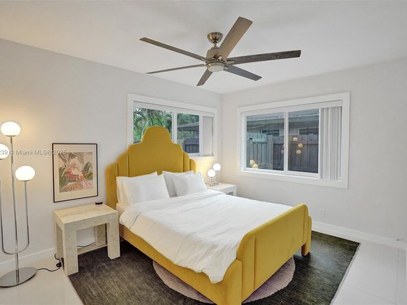 1605 NW 7th Ter, Fort Lauderdale FL 33311