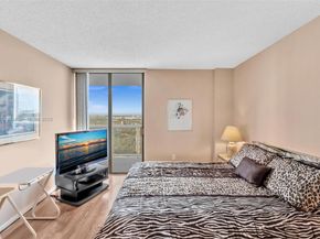 20505 E Country Club Dr 1533, Aventura FL 33180