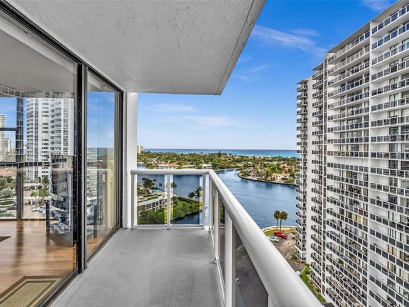 20505 E Country Club Dr 1533, Aventura FL 33180