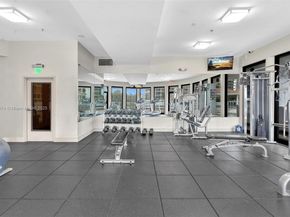20505 E Country Club Dr 1533, Aventura FL 33180