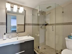 410 Golden Isles Dr 408, Hallandale Beach FL 33009