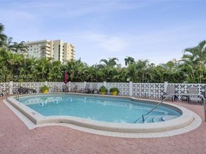 410 Golden Isles Dr 408, Hallandale Beach FL 33009