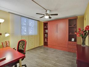 410 Golden Isles Dr 408, Hallandale Beach FL 33009