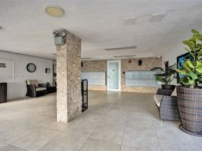 410 Golden Isles Dr 408, Hallandale Beach FL 33009