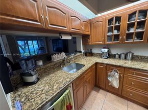 901 SW 141st Ave 102M, Pembroke Pines FL 33027