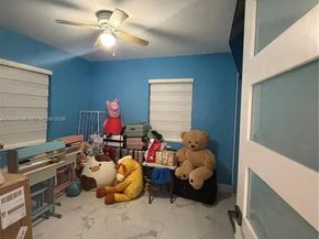 601 NW 187th St, Miami Gardens FL 33169