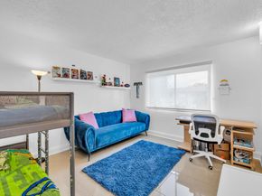 398 Lakeview Dr 205, Weston FL 33326