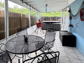14638 SW 128th Ct Rd, Miami FL 33186
