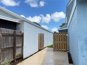 14638 SW 128th Ct Rd, Miami FL 33186
