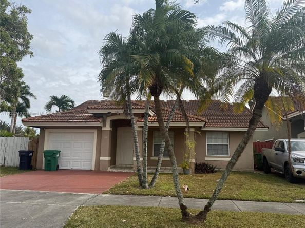 1081 NW 128th Pl, Miami FL 33182