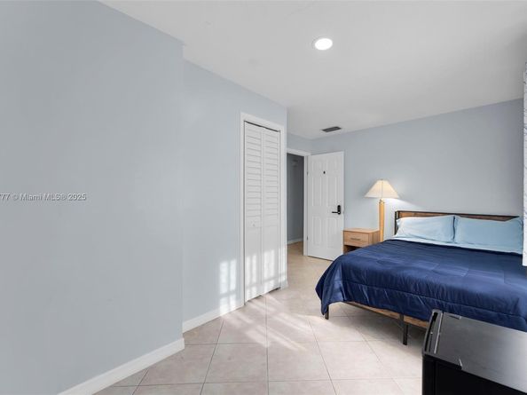 820-822 SW 12th Ct, Fort Lauderdale FL 33315