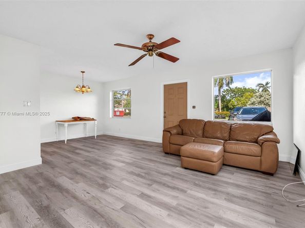 820-822 SW 12th Ct, Fort Lauderdale FL 33315