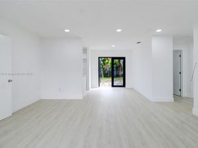 1640 NW 27th Ave, Fort Lauderdale FL 33311