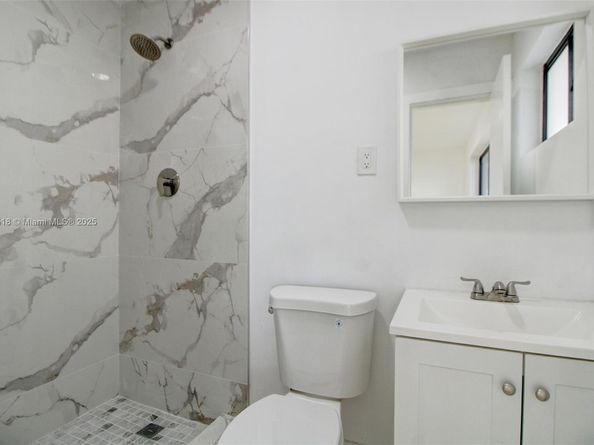 1640 NW 27th Ave, Fort Lauderdale FL 33311