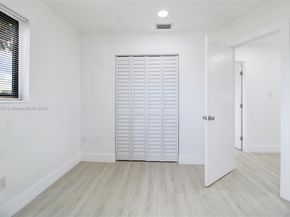 1640 NW 27th Ave, Fort Lauderdale FL 33311