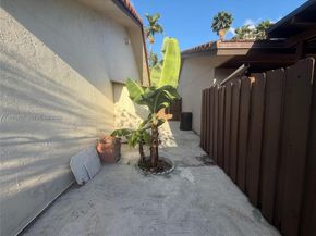 1090 NW 128th Ct, Miami FL 33182