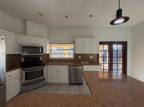 1090 NW 128th Ct, Miami FL 33182