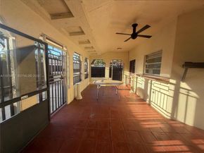 1090 NW 128th Ct, Miami FL 33182